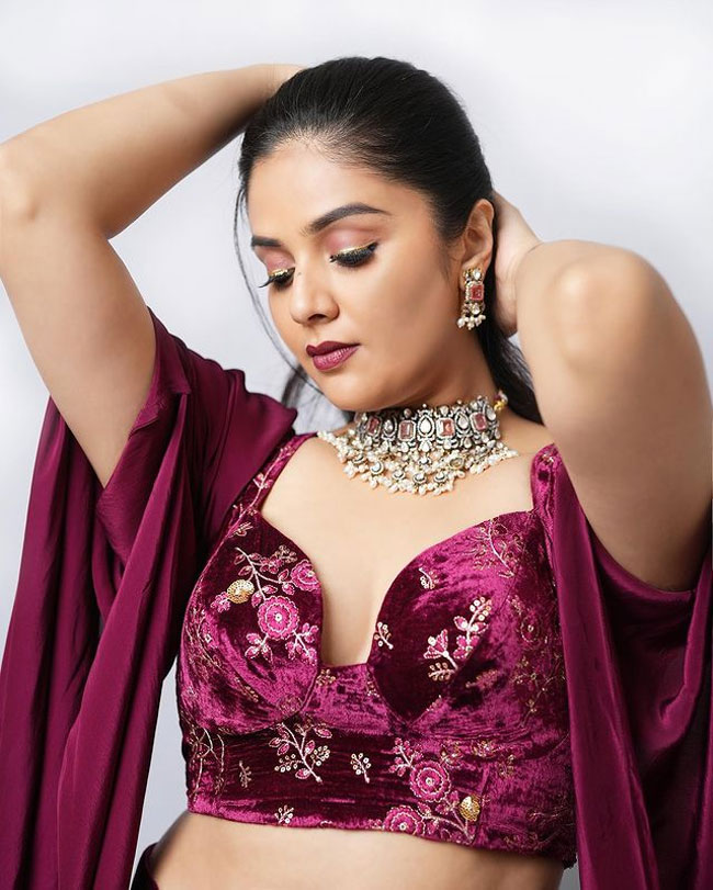 Staggering Looks Of Sreemukhi In White